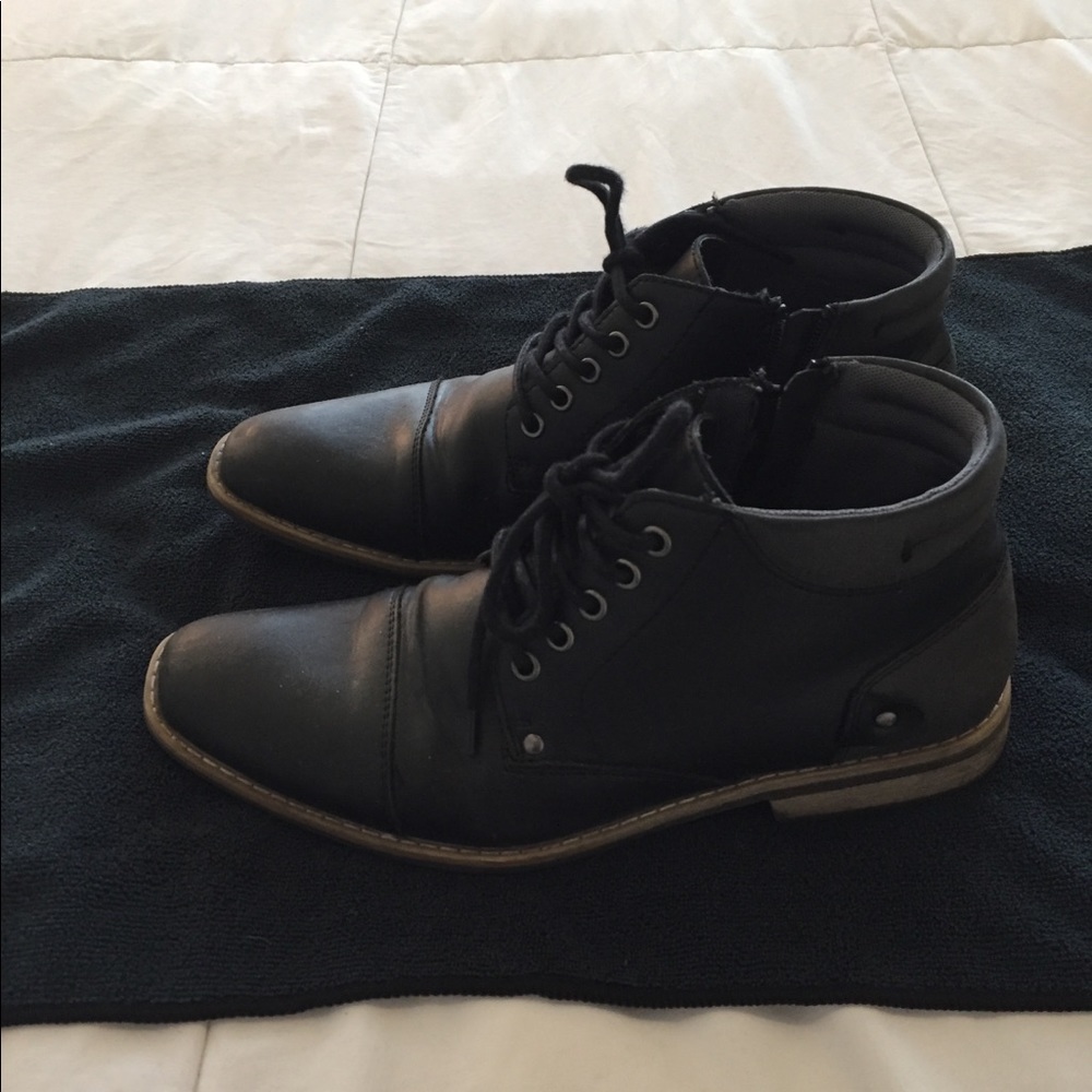 Black Chelsea boots